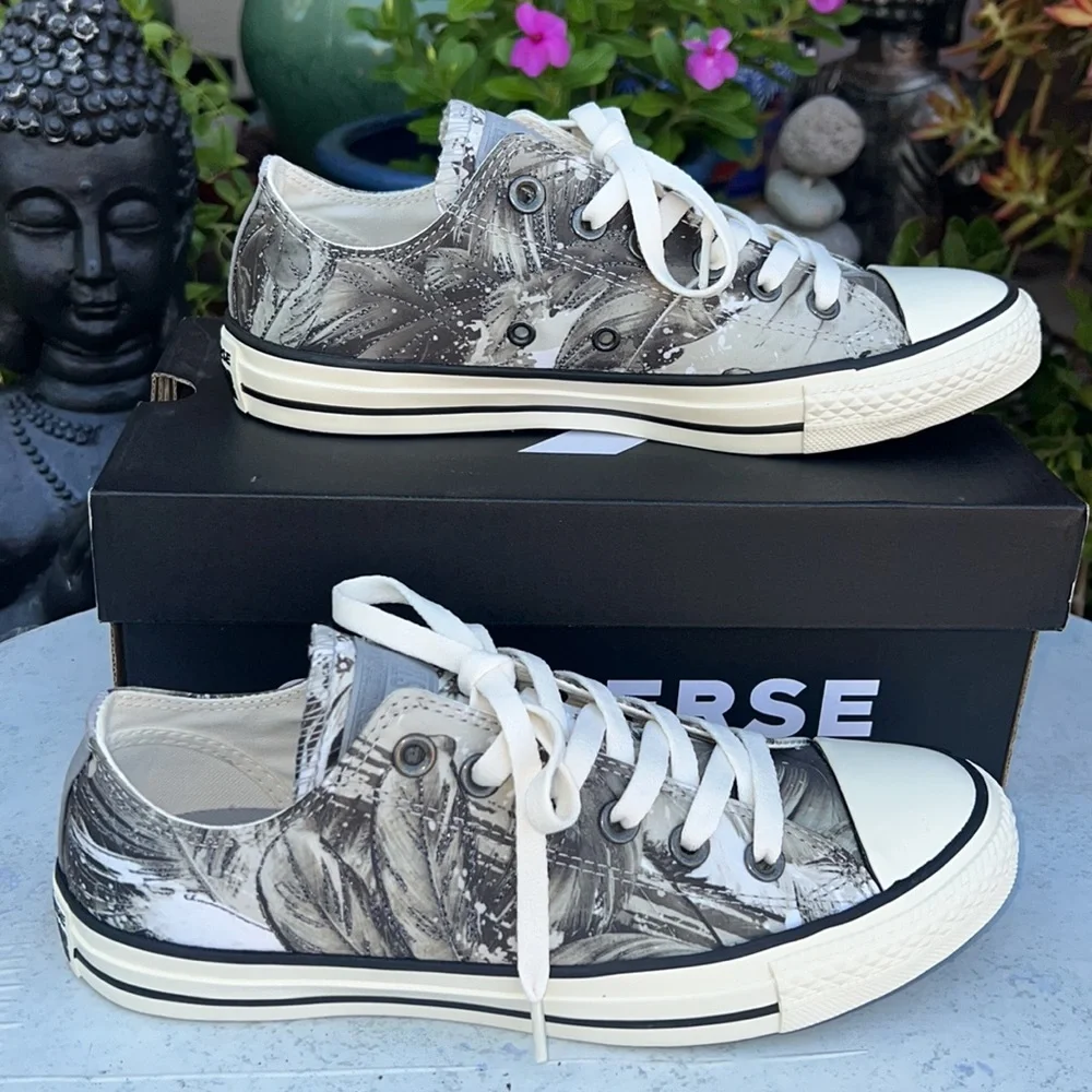 🪶 New Embroidered Feathers Converse CTAS Gray & Black Low Top Boho Sneakers - Picture 7 of 16